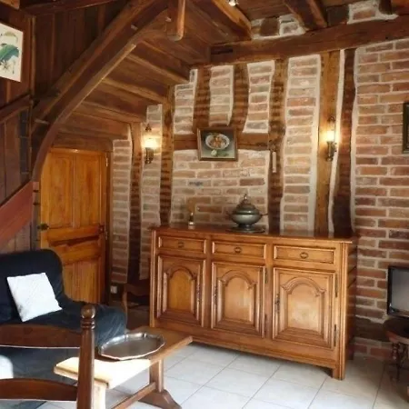 Apartment De Charme Rural Avec Terrasse, Jardin Prive, Chevaux A Proximite Et Equipements Modernes - Fr-1-489-213 Neuvy (Allier)