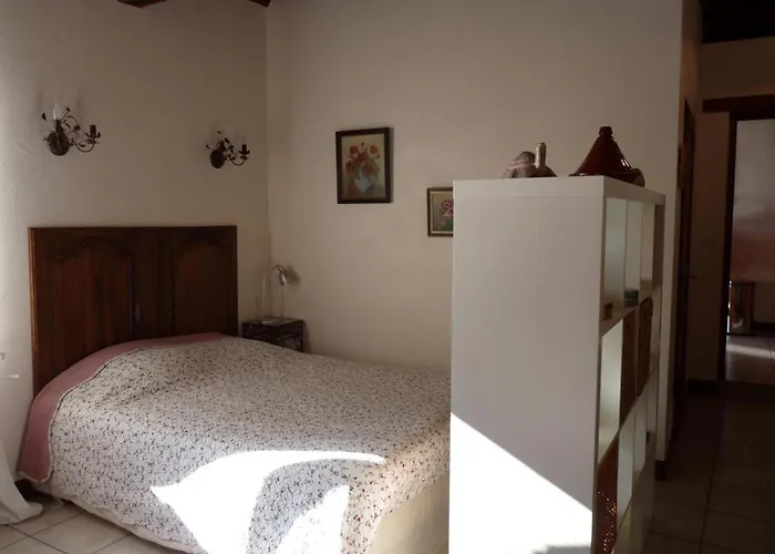 Apartment Cosy A Neuvy Avec Jardin Et Animaux Acceptes - Fr-1-489-213 Neuvy (Allier)